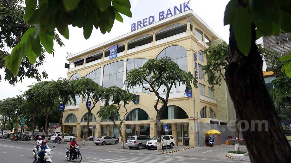 អគារធនាគារ Bred របស់​ប្រទេស​បារាំង​ដែល​ទើប​ចូល​មក​កម្ពុជា​នា​ដើម​ឆ្នាំ​២០១៧នេះ។ រូបភាព៖ ហេង ភារម្យ