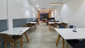 ការិយាល័យ​ Co-working Space មួយកន្លែង​នៅរាជធានីភ្នំពេញ (រូបភាពពី ហ្វេសប៊ុក)