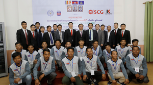 គណៈអធិបតី និងអ្នកចូលរួម​​ពីធី បើកការប្រកួតប្រជែងជំនាញសំណង់ប្រចាំឆ្នាំ លើកទី២ របស់​ក្រុមហ៊ុន SCG