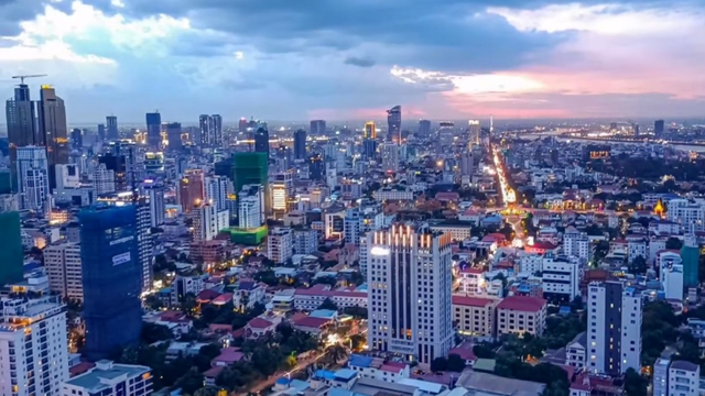 ទិដ្ឋភាពរាជធានីភ្នំពេញ (រូបភាព៖ Wikipedia)
