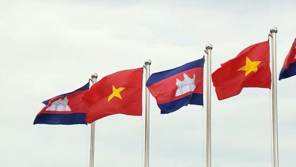 កម្ពុជាវៀតណាម សម្រេចបានទំហំពាណិជ្ជកម្មជិត ៣ពាន់លានដុល្លារ ក្នុងរយៈពេល ៧ខែ ឆ្នាំ២០១៨