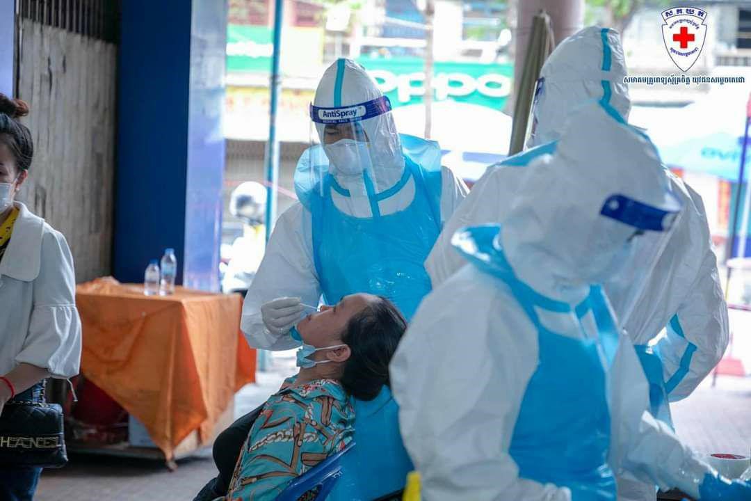 គ្រូ​ពេទ្យ​ជួរមុខ