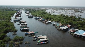 ទន្លេសាប