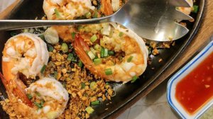រូបភាពឯកសារអាហារនៅ​ភោជនីយដ្ឋាន​នៅប្រទេសថៃ។