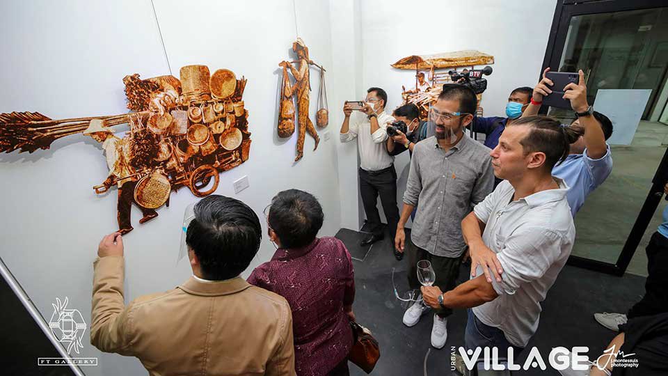 វិចិត្រសាល និង​ស្ទូឌីយោ FT Gallery & Studio បើក​សម្ពោធ​នៅឯ​សហគមន៍គម្រោង​ខុនដូ Urban Village កាលពីថ្ងៃទី២៣ មករា ឆ្នាំ​២០២១ ។