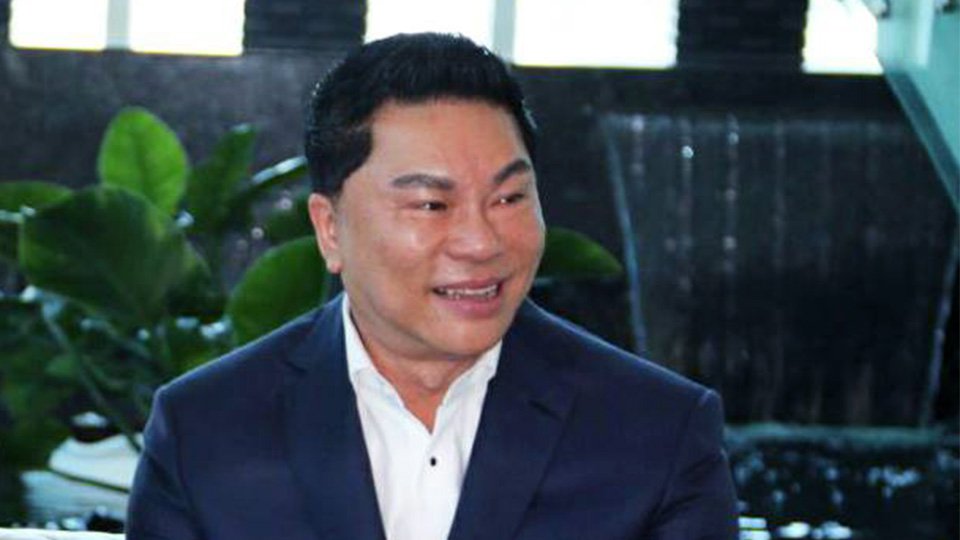 លោក​ឧកញ៉ា ហុង ពីវ