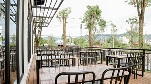 ផាក កាហ្វេ (Park Café) កំពត ជាកន្លែងមើលព្រះអាទិត្យលិចស្អាតមួយ