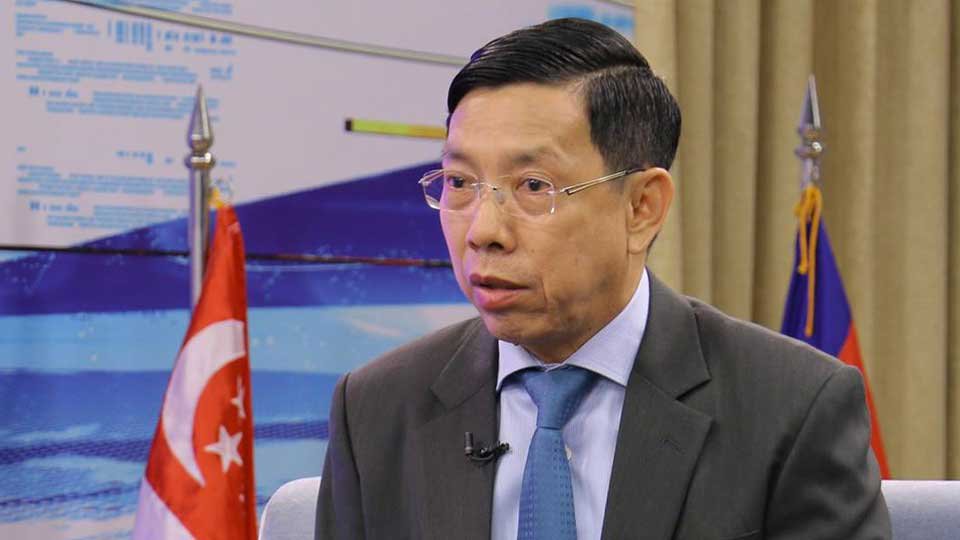 លោក​ឧកញ៉ា គឹម សាវុធ