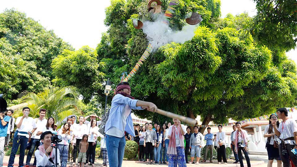 ចូលឆ្នាំខ្មែរ