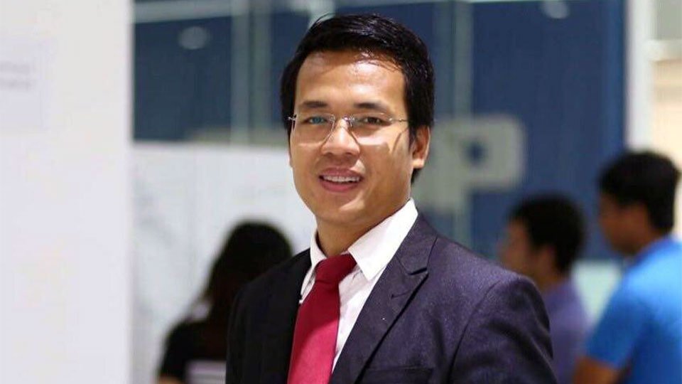 លោក លន់ បូរី ​ប្រធាន​ក្រុមហ៊ុន 3G Agent Co., Ltd ដែល​ផ្តល់​សេវា​ជ្រើសរើស​បុគ្គលិក​និង​បណ្តុះ​បណ្តាល​ធនធាន​មនុស្ស។
