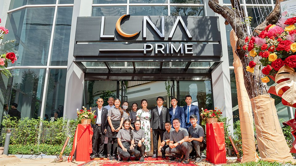 ហាង LUNA PRIME រចនាបថមកុដអប្សរា បង្ហាញខ្លួនជាផ្លូវការនៅចំកណ្ដាលបេះដូងរាជធានីភ្នំពេញ