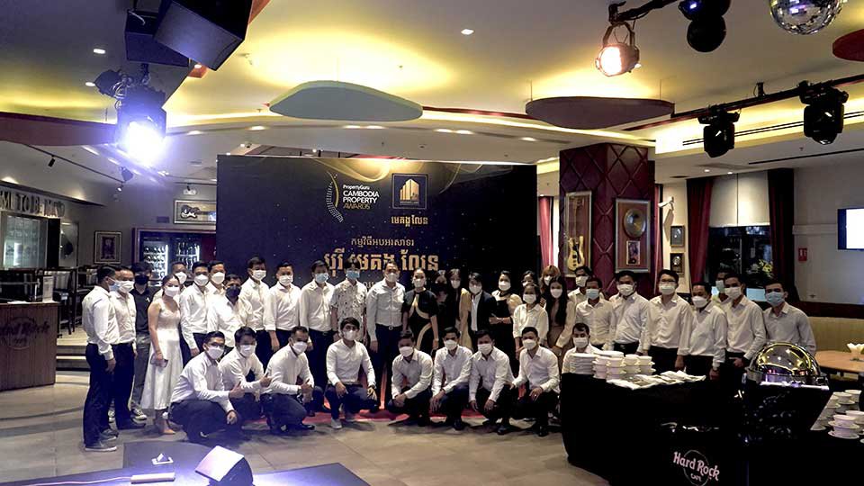 ពិតជា​អស្ចារ្យ​ខ្លាំង​ណាស់ ! បុរី មេគង្គ លែន ឈ្នះពានរង្វាន់ ធំៗរហូតដល់ទៅ ២ រង្វាន់ និង​រង្វាន់ទទួលស្គាល់ខ្ពស់បំផុតចំនួន ៣រង្វាន់ ពីស្ថាប័នអន្តរជាតិ គឺពានរង្វាន់​អចលនទ្រព្យ Property Guru 2021