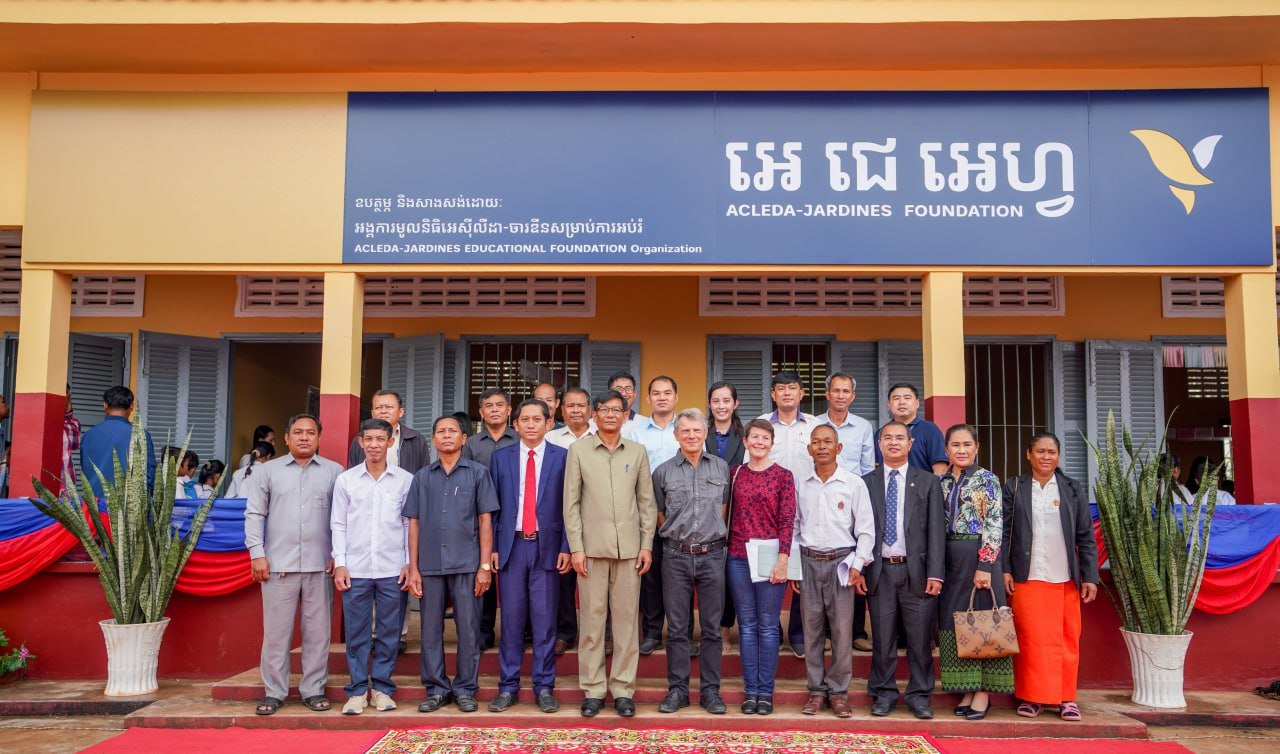 អង្គការមូលនិធិអេស៊ីលីដា-ចារឌីន បានចំណាយថវិកា ៥៧ម៉ឺនដុល្លារសង់អគារសិក្សា៨ខ្នងនៅតំបន់ដាច់ស្រយាល