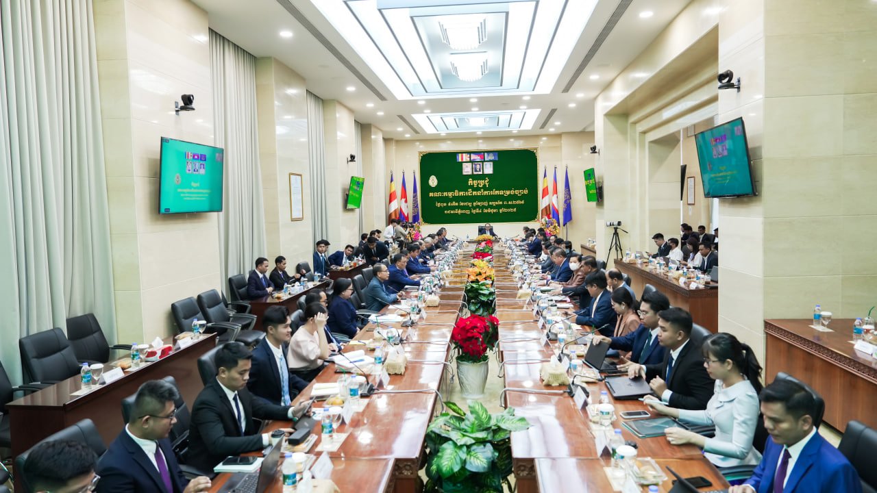 ឯកឧត្តមឧបនាយករដ្ឋមន្ត្រីប្រចាំការ វង្សី វិស្សុត