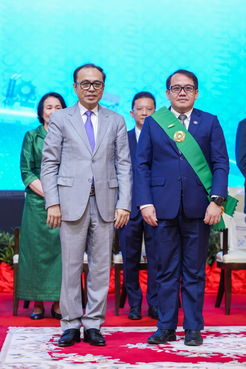 ឯកឧត្តម វង្សី វិស្សុត ឧបនាយករដ្ឋមន្ត្រីប្រចាំការ