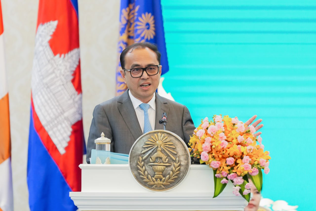 ឯកឧត្តម វង្សី វិស្សុត