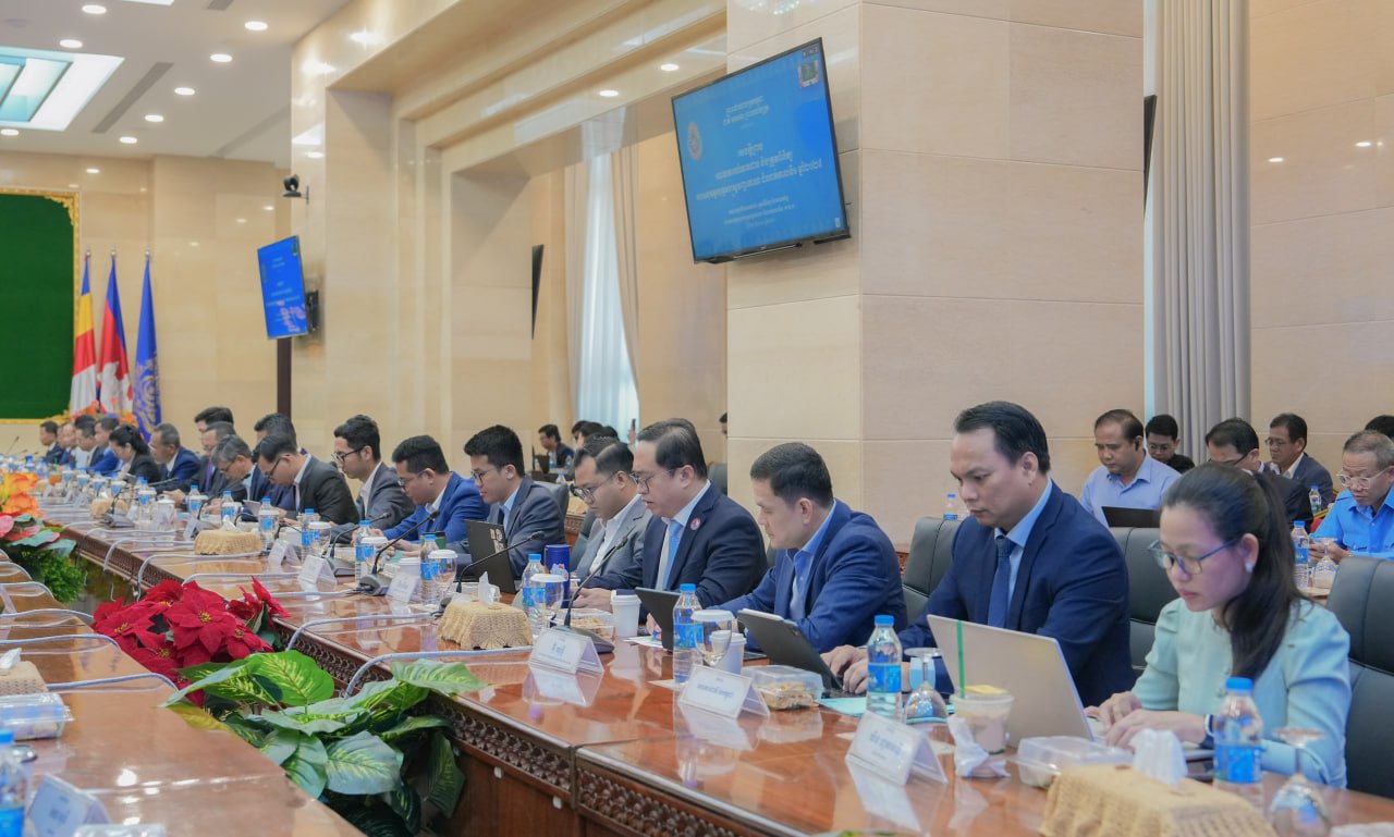 ឯកឧត្តម វង្សី វិស្សុត៖