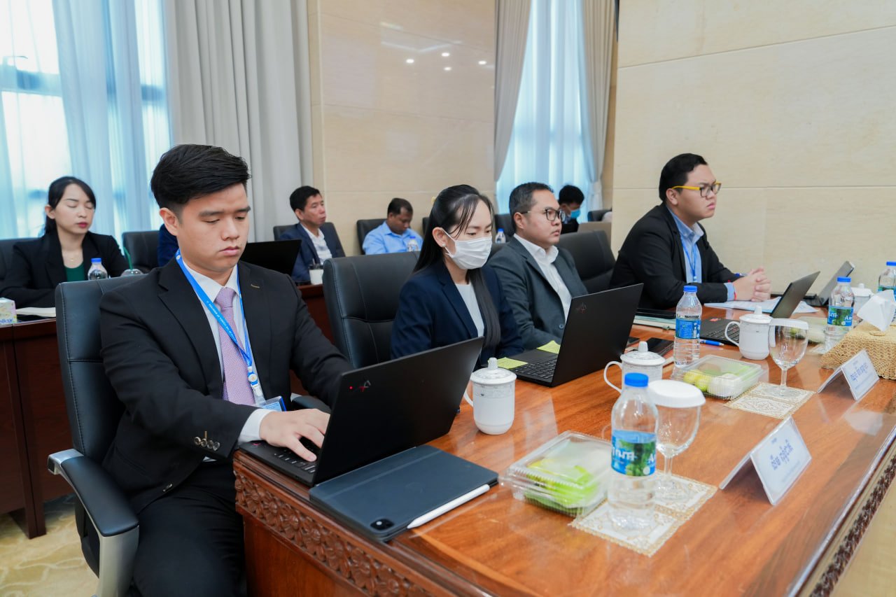 ឯកឧត្តមឧបនាយករដ្ឋមន្រ្តីប្រចាំការ វង្សី វិស្សុត