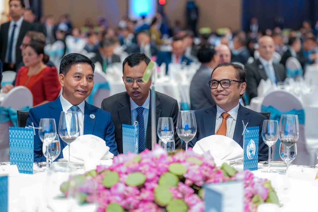 ឯកឧត្តមឧបនាយករដ្ឋមន្រ្តីប្រចាំការ វង្សី វិស្សុត