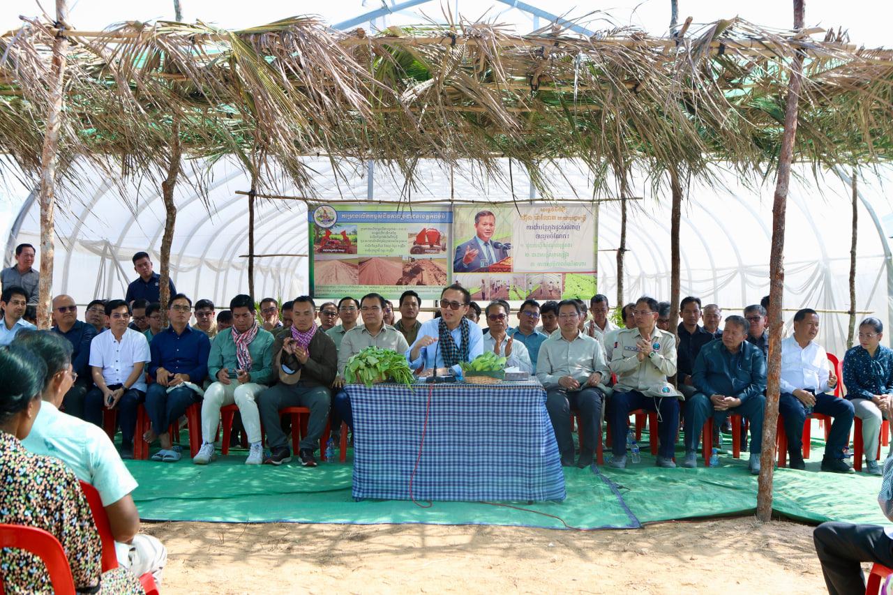 ឯកឧត្តមឧបនាយករដ្ឋមន្រ្តីប្រចាំការ វង្សី វិស្សុត