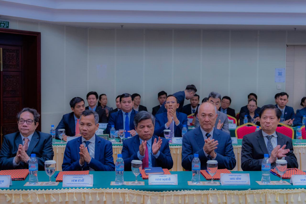 ឯកឧត្តមឧបនាយករដ្ឋមន្ត្រីប្រចាំការ វង្សី វិស្សុត