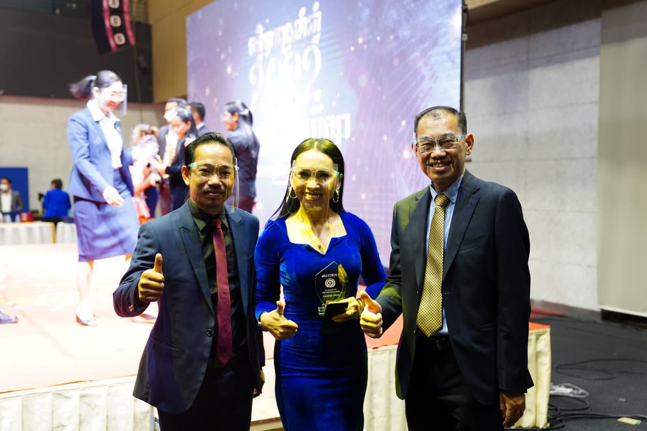ហ្វតតេ ឡាយហ្វ៍ ប្រគល់ពានរង្វាន់ដល់ប្រធានអាជីវកម្ម និងទីប្រឹក្សាឆ្នើមឆ្នាំ២០២១