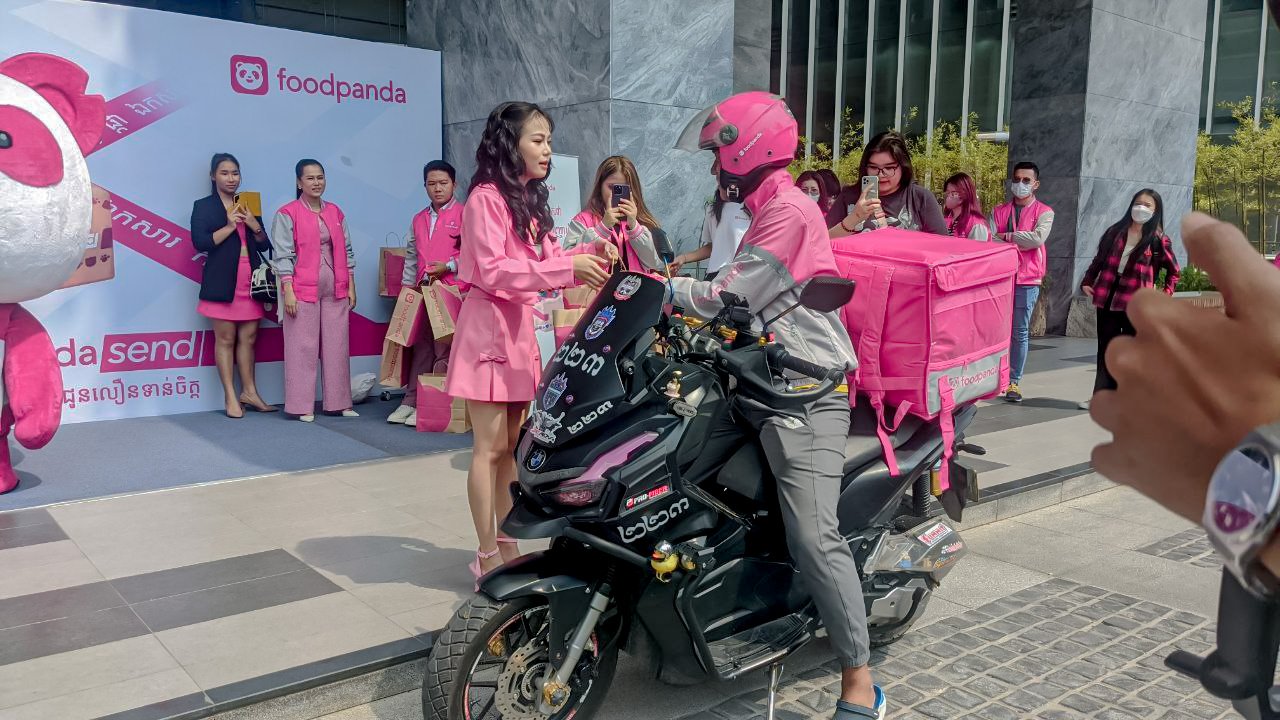foodpanda បន្ថែមមុខងារ pandasend សម្រាប់ការដឹកជញ្ជូនលើសពីម្ហូបអាហារ