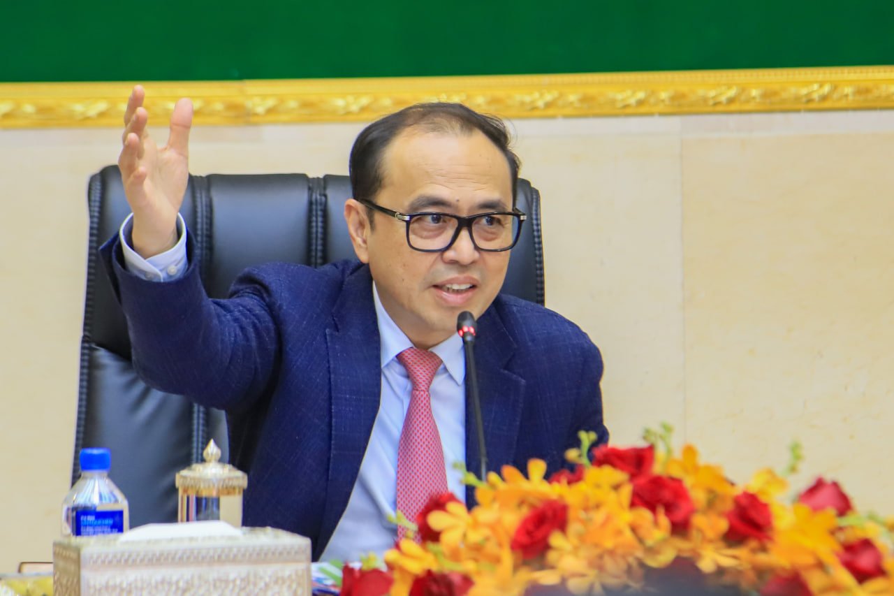 ឯកឧត្តមឧបនាយករដ្ឋមន្រ្តីប្រចាំការ វង្សី វិស្សុត