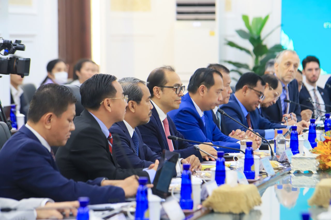ឯកឧត្តមឧបនាយករដ្ឋមន្ត្រីប្រចាំការ វង្សី វិស្សុត