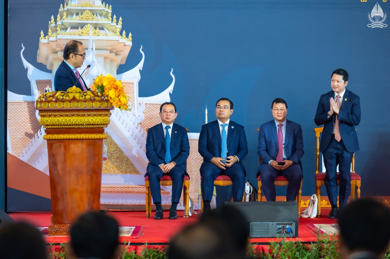 ឯកឧត្តម វង្សី វិស្សុត ឧបនាយករដ្ឋមន្ត្រីប្រចាំការ