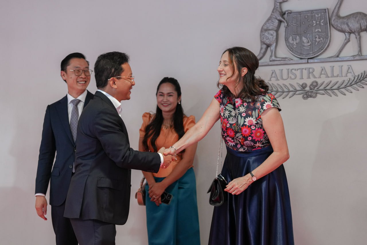 ឯកឧត្តមឧបនាយករដ្ឋមន្រ្តីប្រចាំការ វង្សី វិស្សុត