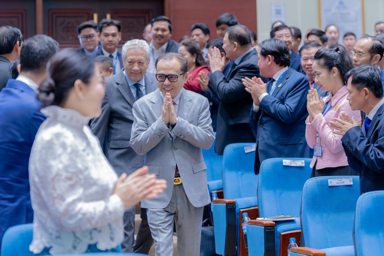 ឯកឧត្តម វង្សី វិស្សុត