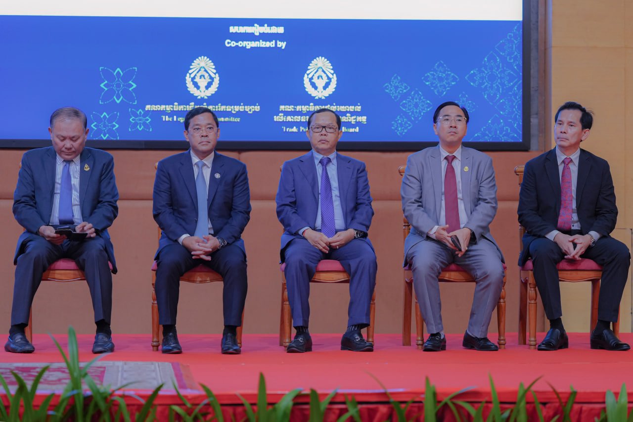ឯកឧត្តមឧបនាយករដ្ឋមន្រ្តីប្រចាំការ វង្សី វិស្សុត