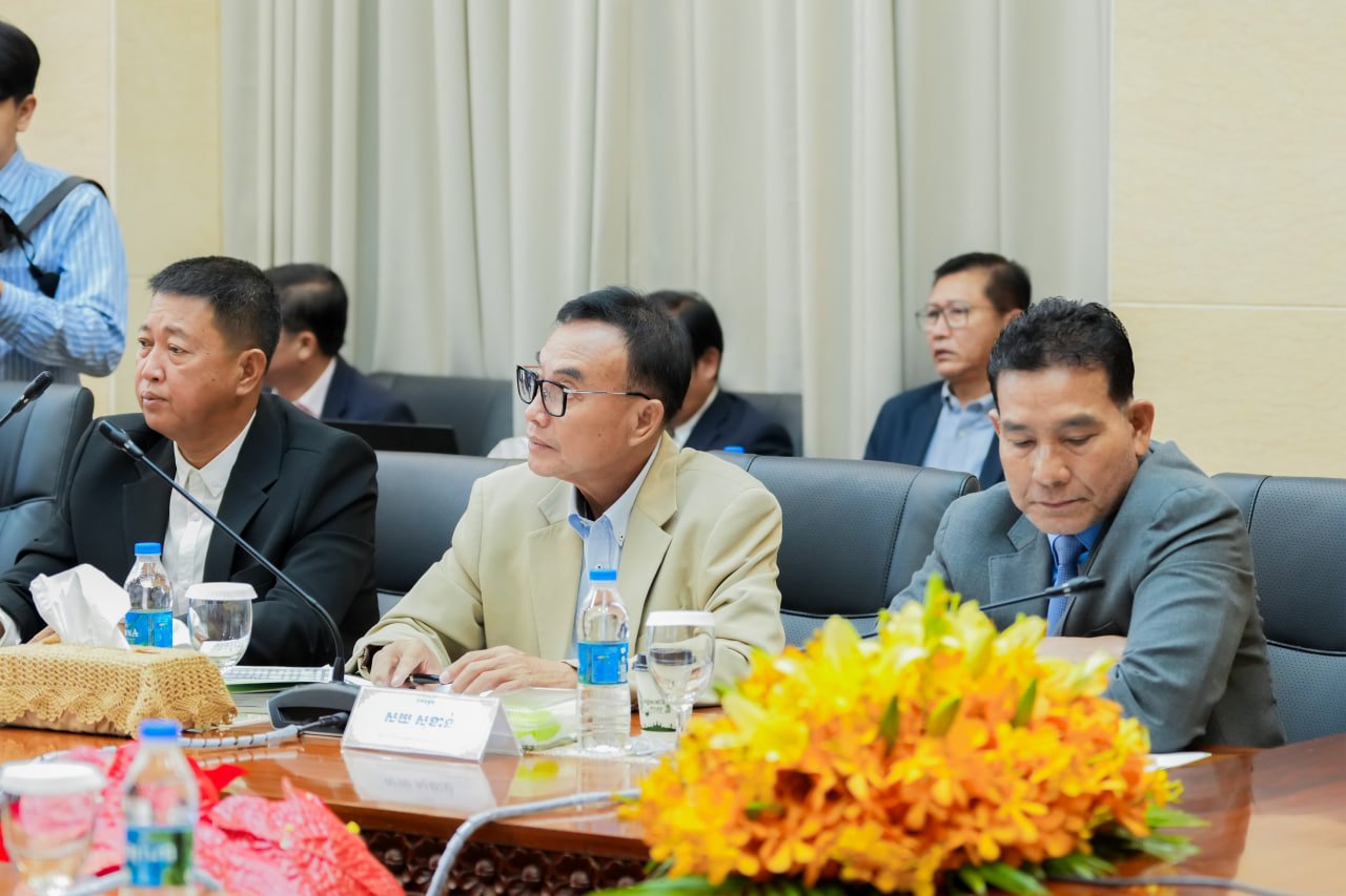 ឯកឧត្តមឧបនាយករដ្ឋមន្រ្តីប្រចាំការ វង្សី វិស្សុត