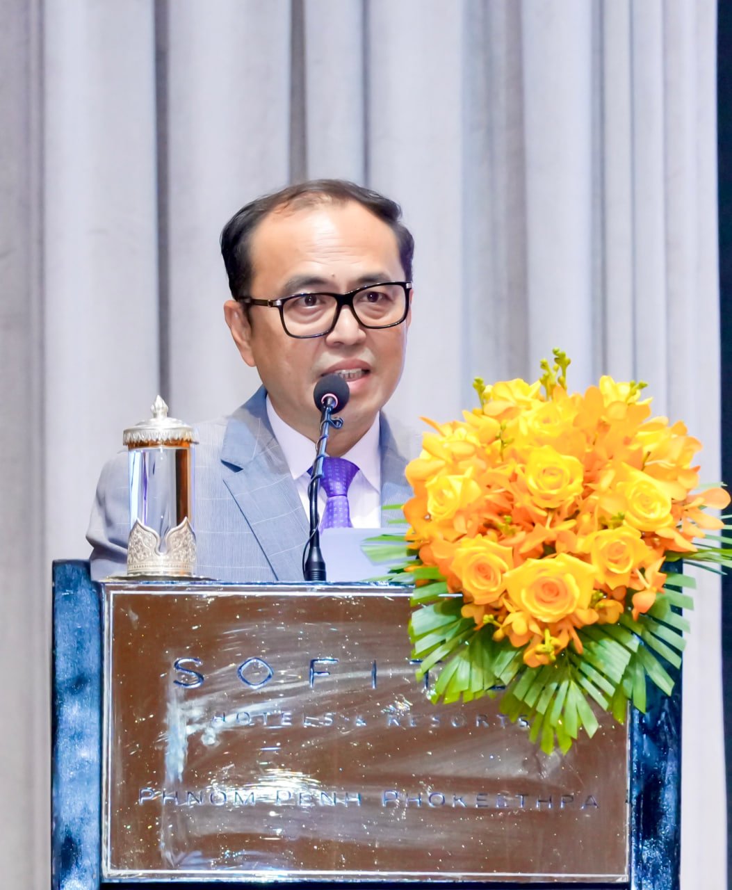 ឯកឧត្តម វង្សី វិស្សុត