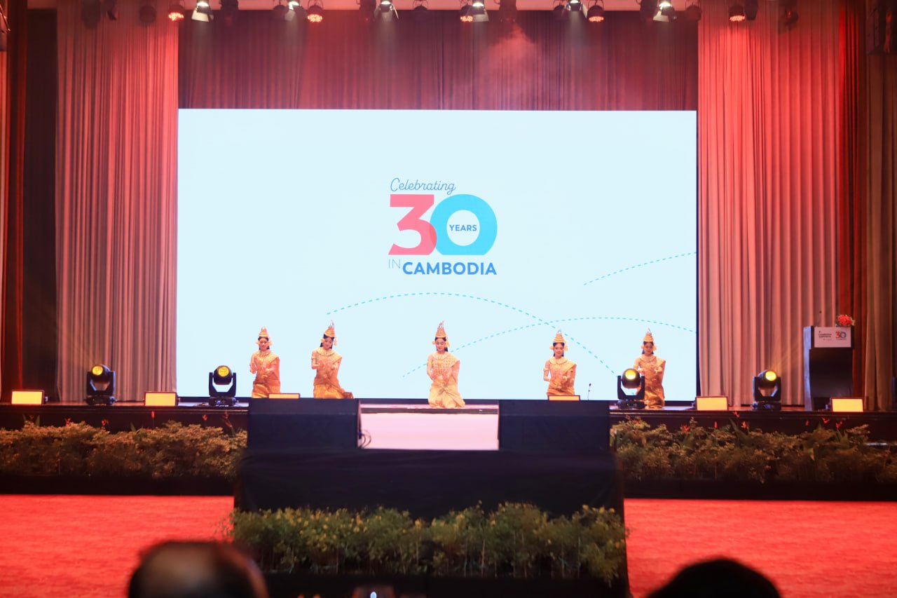 ឯកឧត្ដមឧបនាយករដ្ឋមន្រ្តីប្រចាំការ វង្សី វិស្សុត