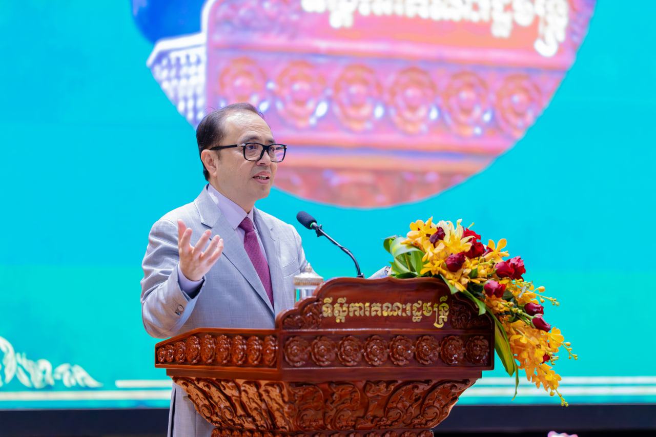 ឯកឧត្តម វង្សី វិស្សុត