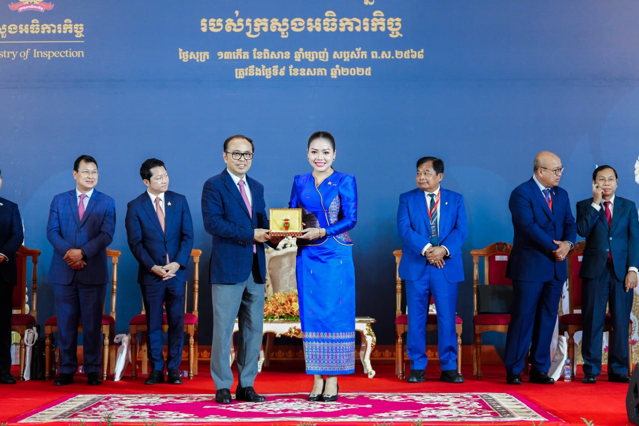 ឯកឧត្តម វង្សី វិស្សុត ឧបនាយករដ្ឋមន្ត្រីប្រចាំការ