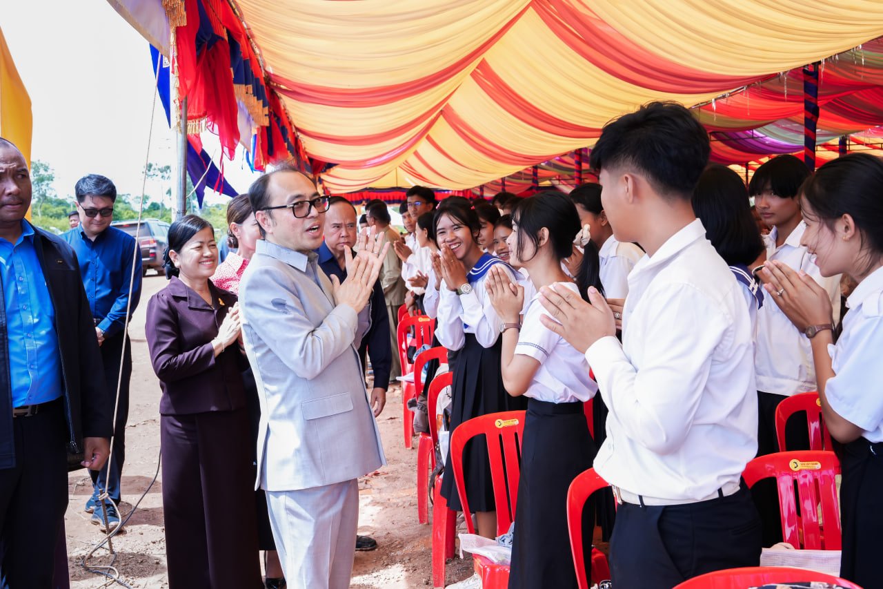 ឯកឧត្តម ឧបនាយករដ្ឋមន្ត្រីប្រចាំការ វង្សី វិស្សុត