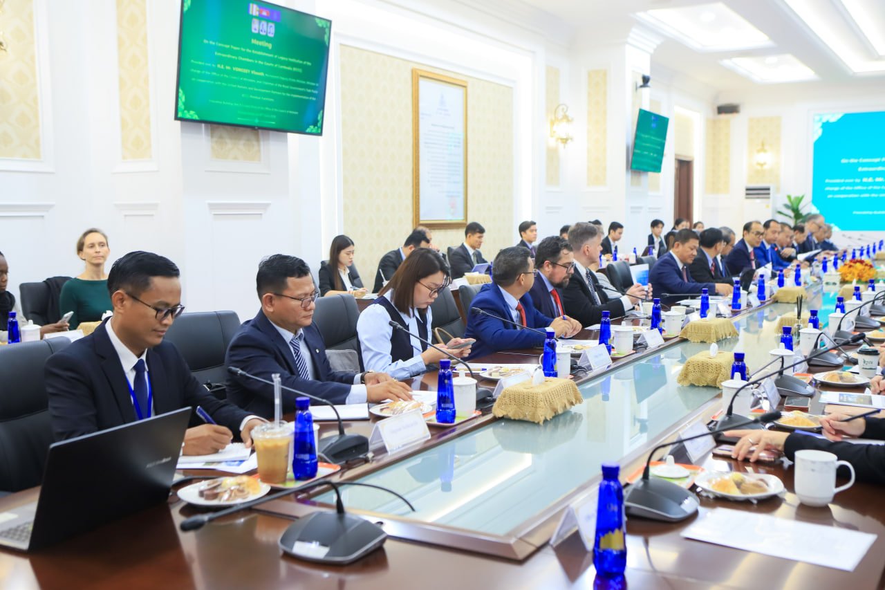 ឯកឧត្តមឧបនាយករដ្ឋមន្ត្រីប្រចាំការ វង្សី វិស្សុត