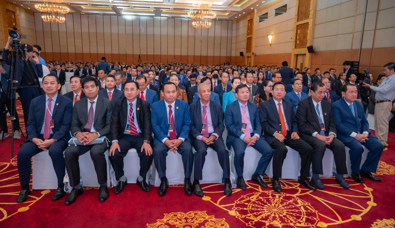 ឯកឧត្តម វង្សី វិស្សុត ឧបនាយករដ្ឋមន្ត្រីប្រចាំការ
