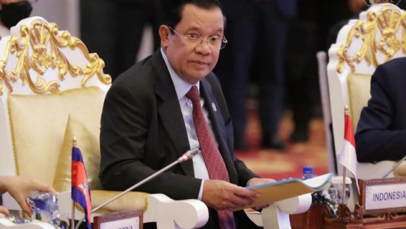 អាស៊ានកំពុងស្ថិតក្នុងចំណុចប្រសព្វដ៏ស្រពេចស្រពិលបំផុត