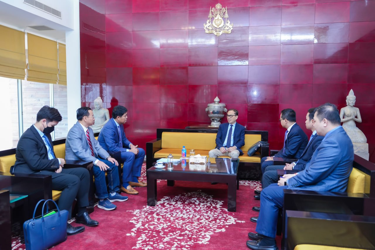ឯកឧត្តម វង្សី វិស្សុត