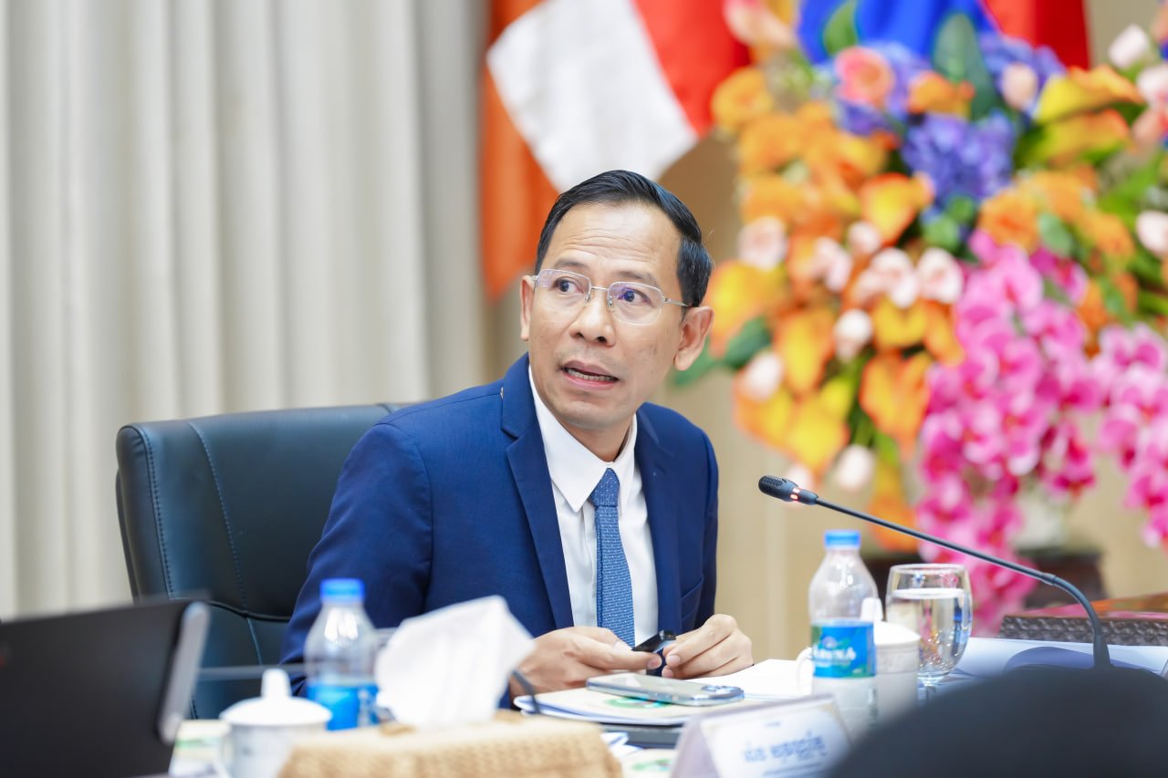 ឯកឧត្តមឧបនាយករដ្ឋមន្ត្រីប្រចាំការ វង្សី វិស្សុត