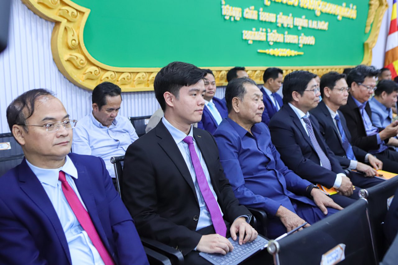 ឯកឧត្តមឧបនាយករដ្ឋមន្ត្រីប្រចាំការ វង្សី វិស្សុត