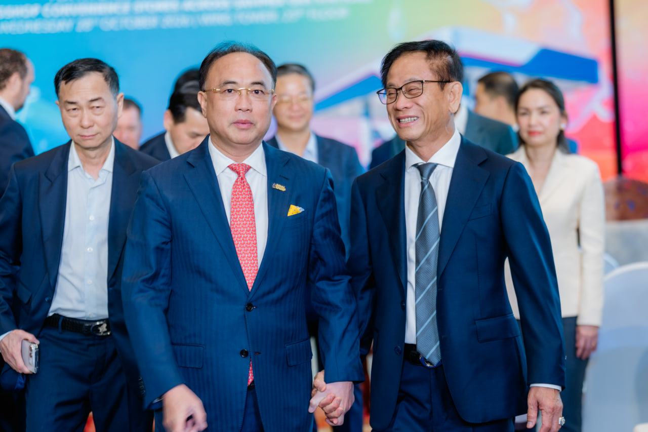 វីងសប និង សាវីម៉ិច