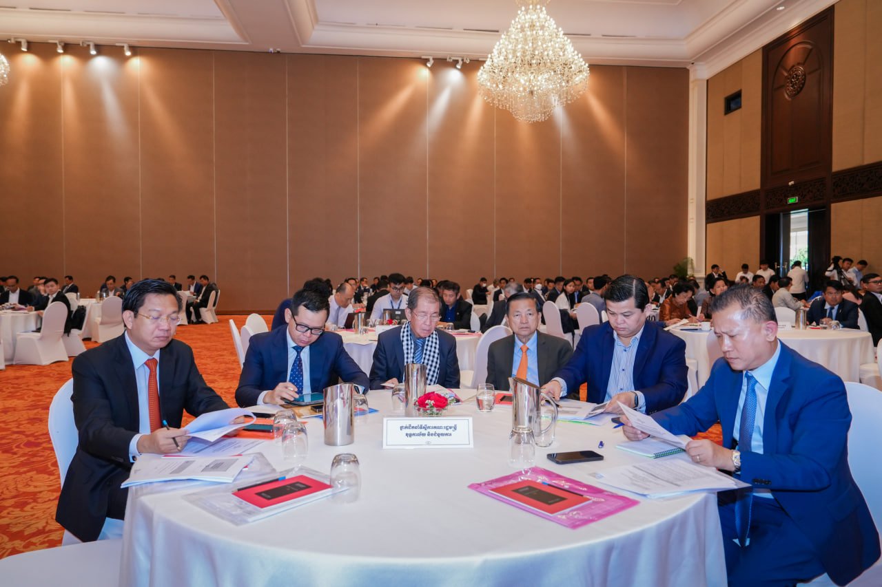 ឯកឧត្តម វង្សី វិស្សុត