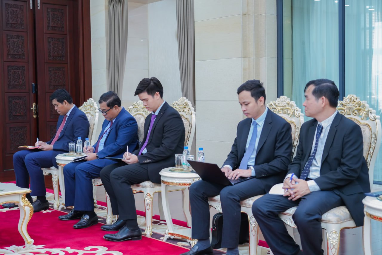 ឯកឧត្តម វង្សី វិស្សុត ឧបនាយករដ្ឋមន្ត្រីប្រចាំការ
