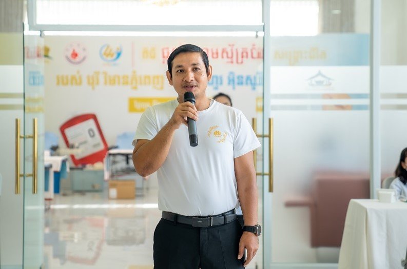 បុគ្គលិកបុរី វិមានភ្នំពេញ និងក្រុមហ៊ុន លីហួរគ្រុប ជិត១០០នាក់ ចូលរួមបរិចាគឈាមដល់មជ្ឈមណ្ឌលជាតិផ្តល់ឈាម