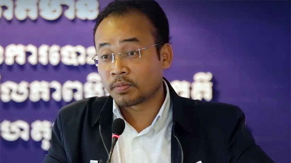 លោក ព្រាប កុល នាយកប្រតិបត្តិការ​អង្គការ​តម្លាភាព​កម្ពុជា